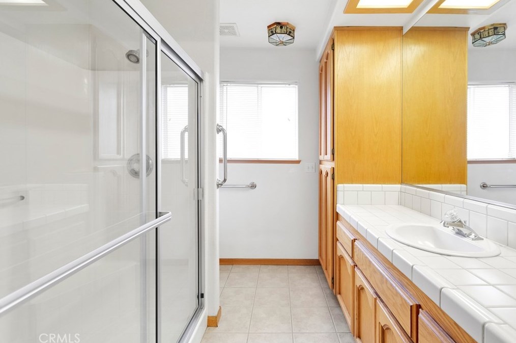 19881 Eyota Rd, Apple Valley CA  92308-4560 exterior