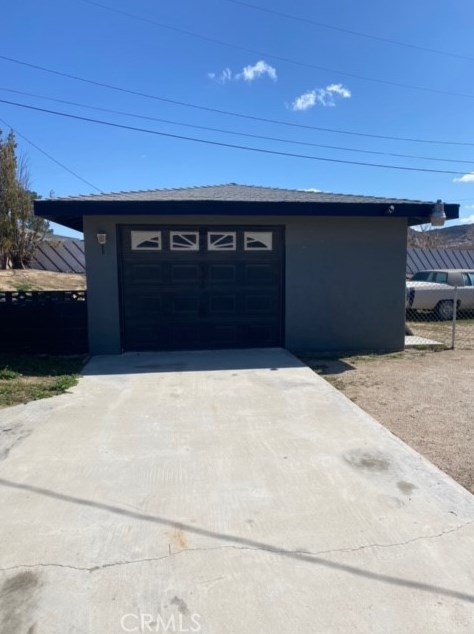 17315 Neptune Ave, Victorville, CA 92394-1630