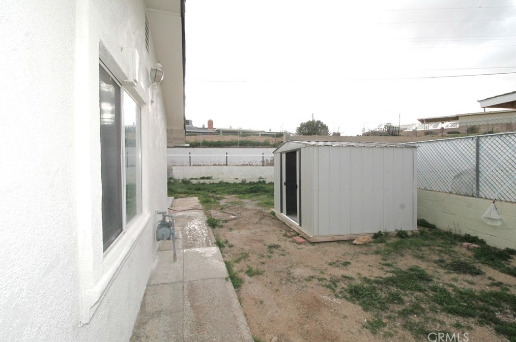 36940 Colby Ave, Barstow CA  92311-1601 exterior