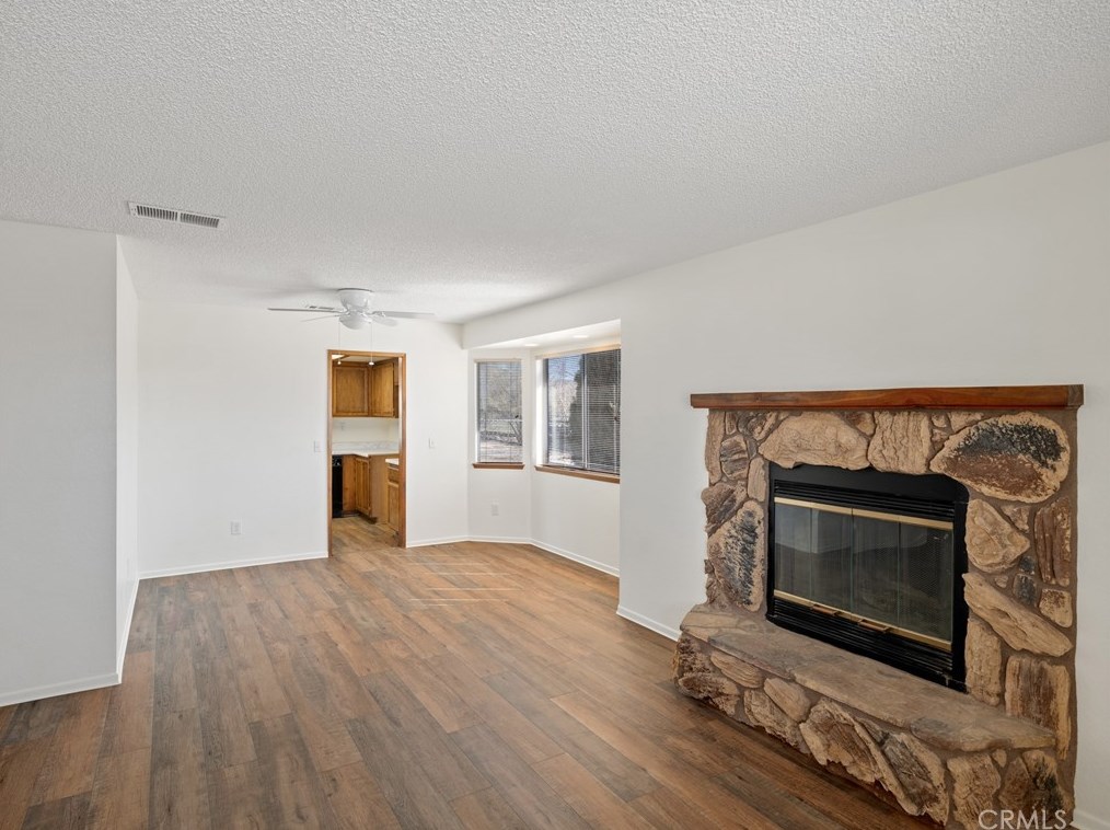 16975 Ouray Rd, Apple Valley CA  92307-1118 exterior