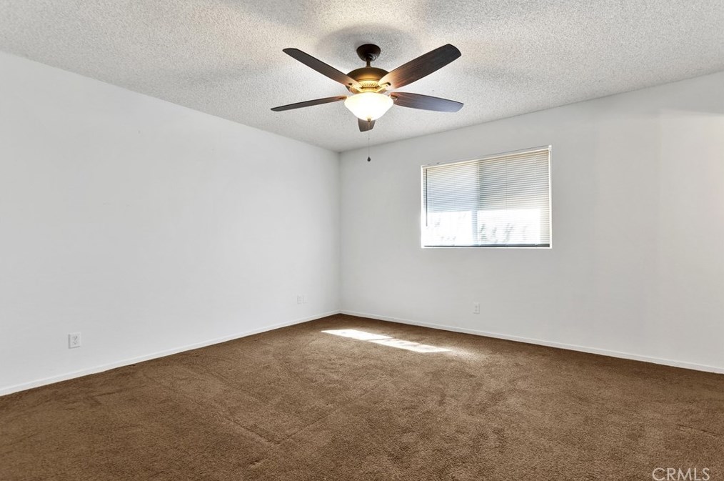 7365 Chase Ave, Hesperia CA  92345-5735 exterior