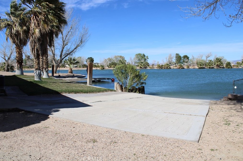 43530 Eric Dr, Newberry Springs, CA 92365