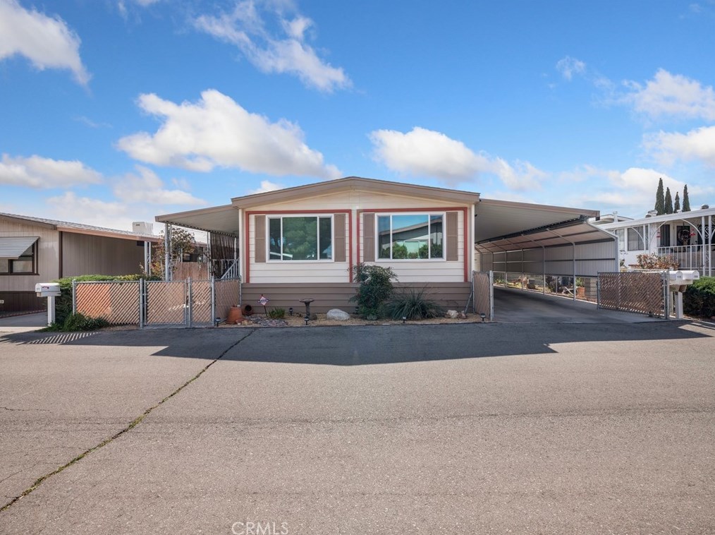13393 Mariposa Rd #170, Victorville, CA 92395