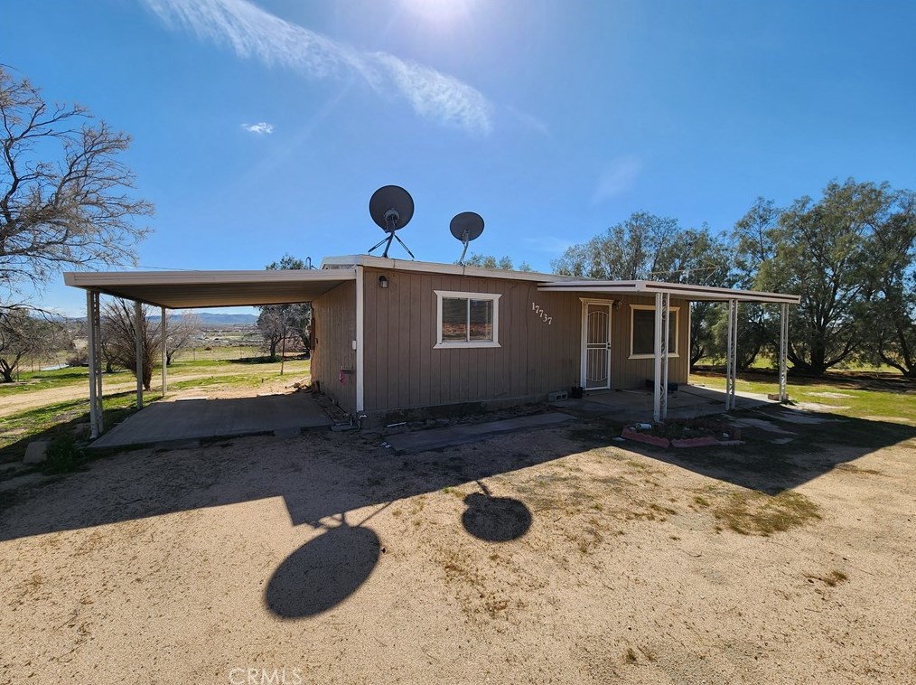 17737 Cottonwood Rd, Helendale, CA 92342