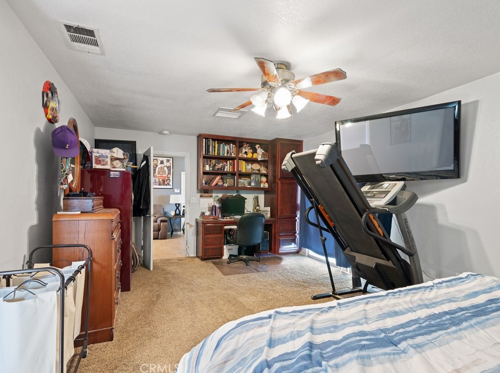 28025 Calico Dr, Barstow CA  92311-4482 exterior