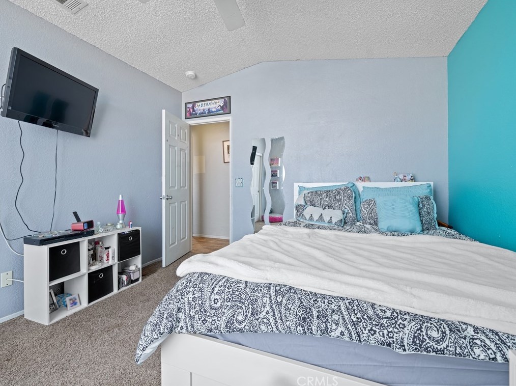 28025 Calico Dr, Barstow CA  92311-4482 exterior