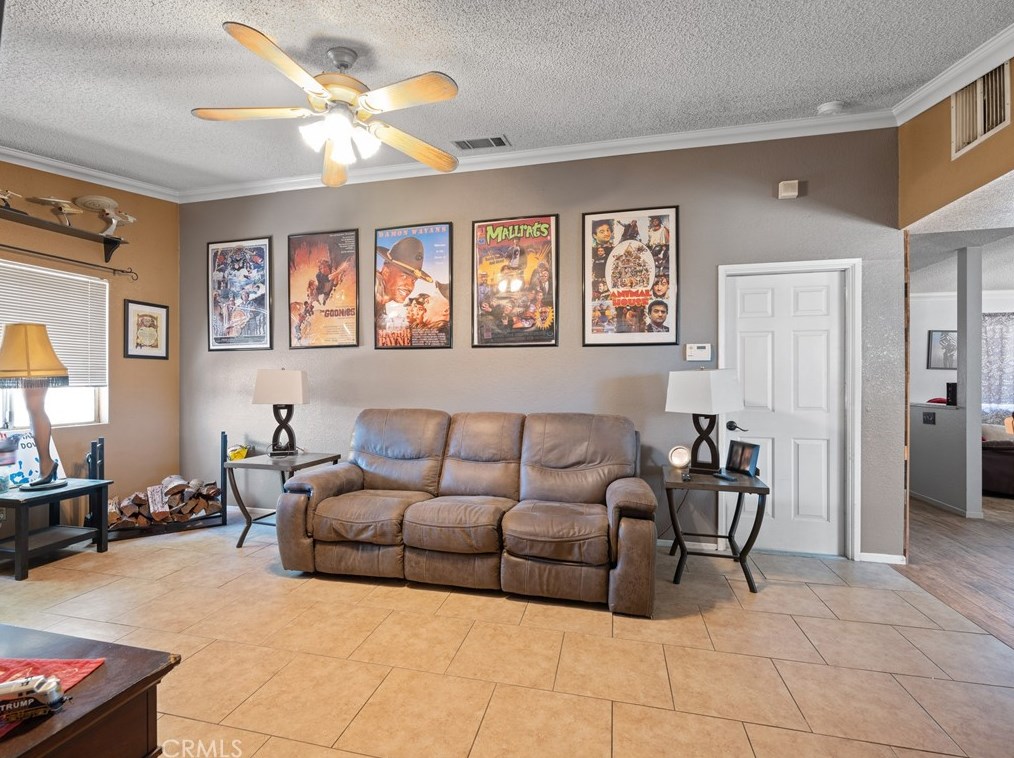 28025 Calico Dr, Barstow CA  92311-4482 exterior