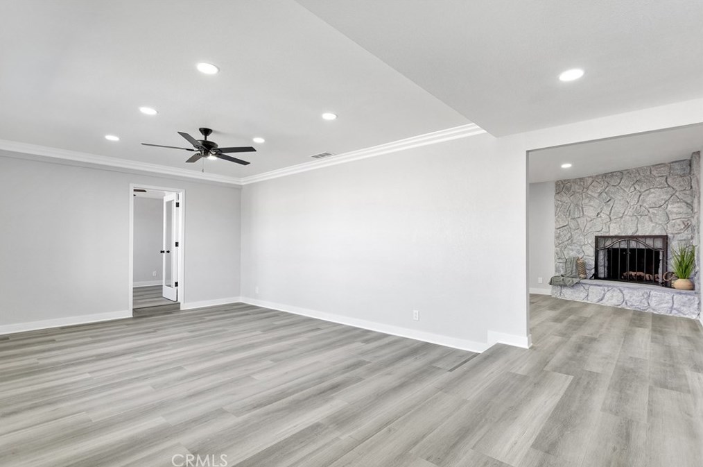19135 Seneca Rd, Apple Valley CA  92307-5338 exterior