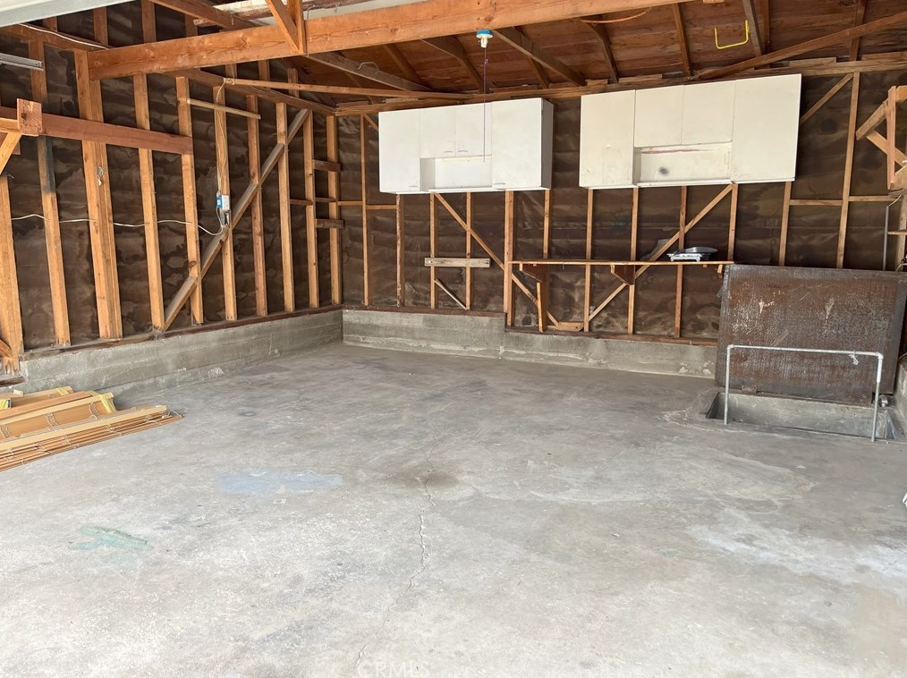 1160 Buena Vis St, Barstow CA  92311-2802 exterior