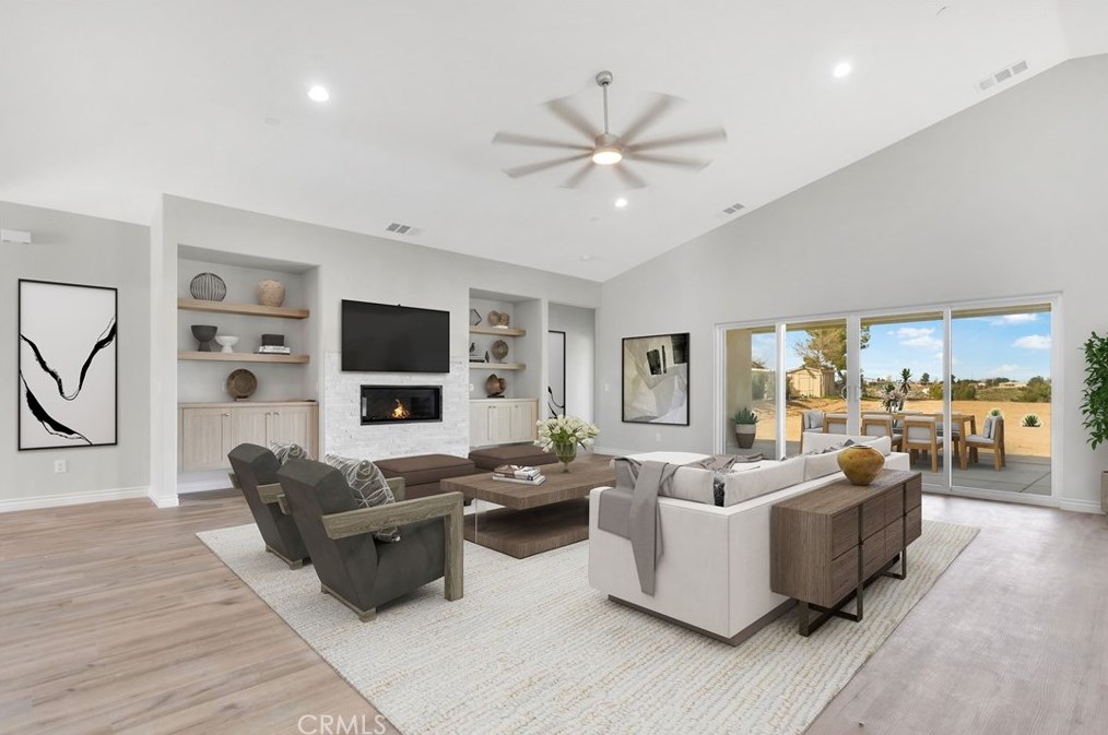 18058 Hinton St, Hesperia, CA 92345-6929