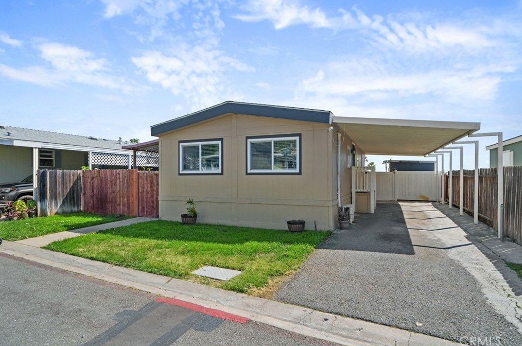 6130 Camino Real #308, Riverside, CA 92509