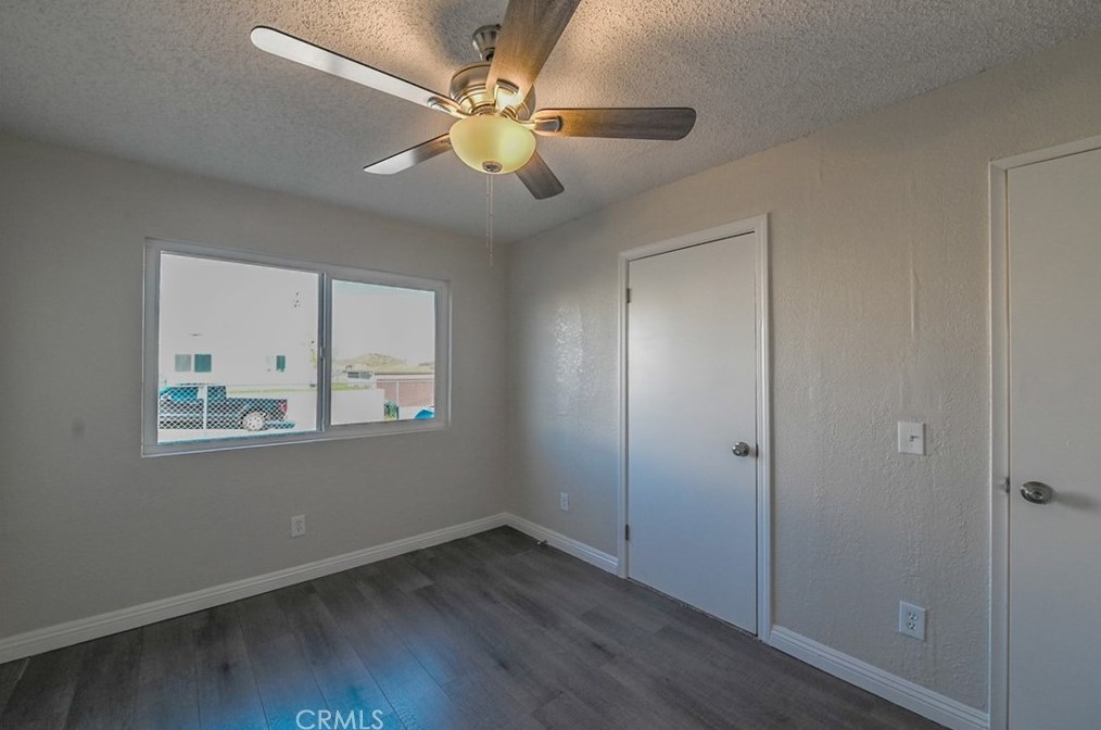 313 Maxine Ave, Barstow CA  92311-3030 exterior