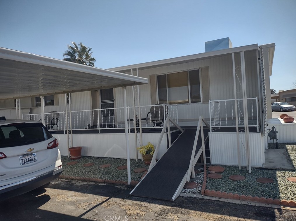 701 Montara Rd #115, Barstow, CA 92311