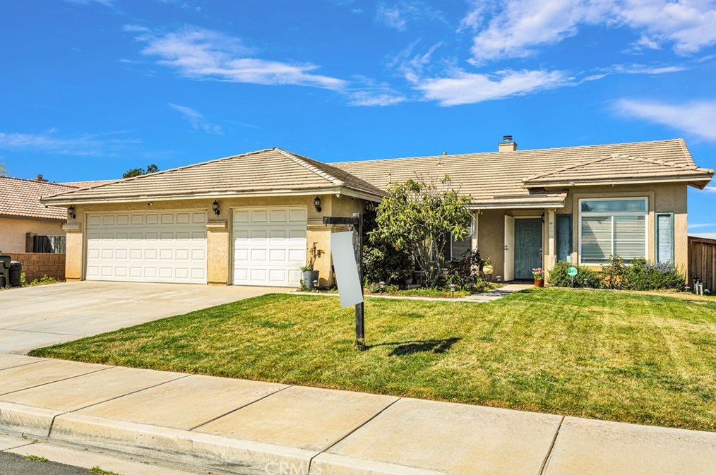 12654 Alta Mar Way, Victorville, CA 92392-7637