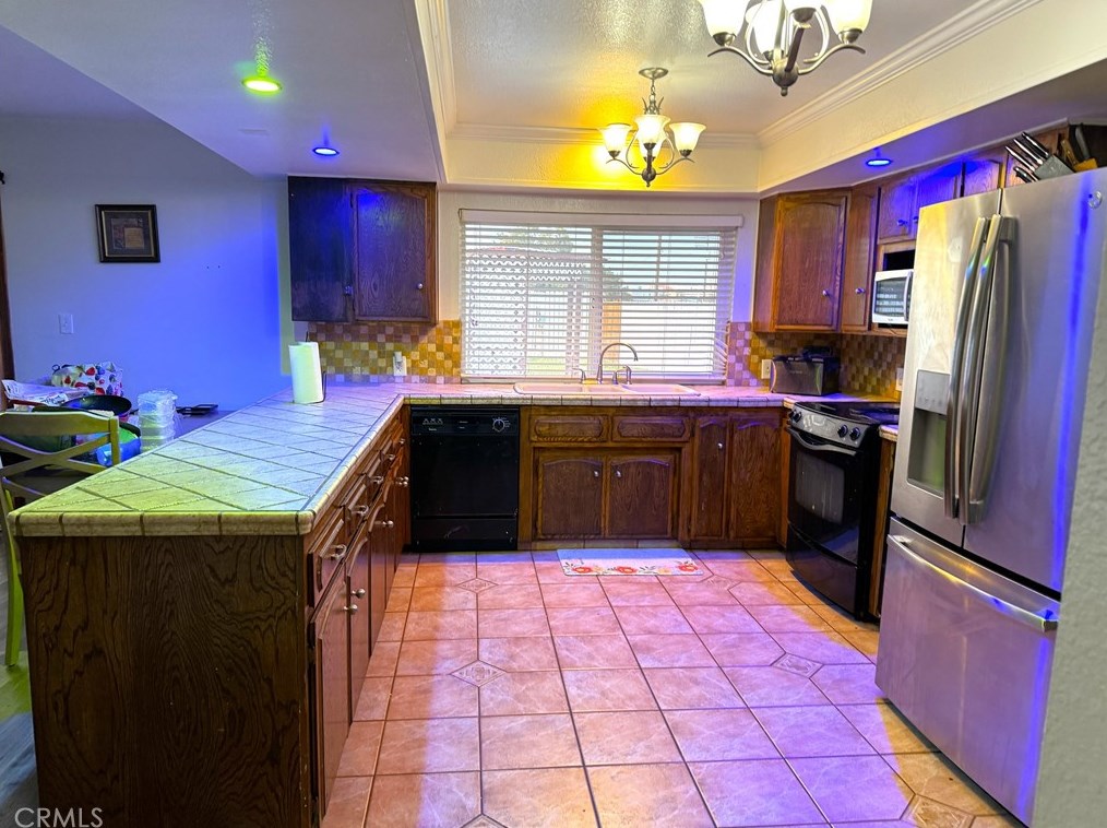 641 Candlelight St, Barstow CA  92311-5312 exterior