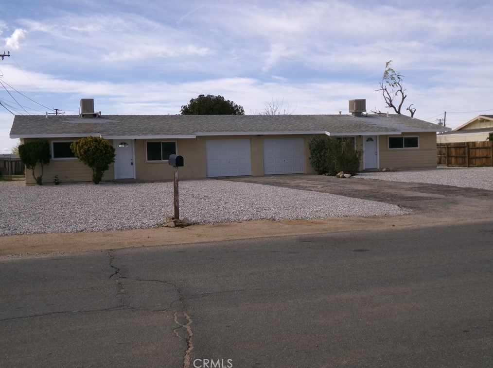 13342 Pauhaska Rd, Apple Valley, CA 92308
