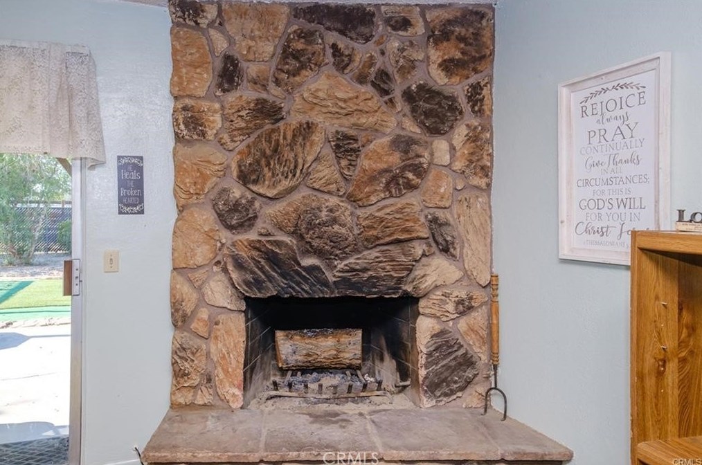 20236 Nowata Rd, Apple Valley CA  92307-5634 exterior