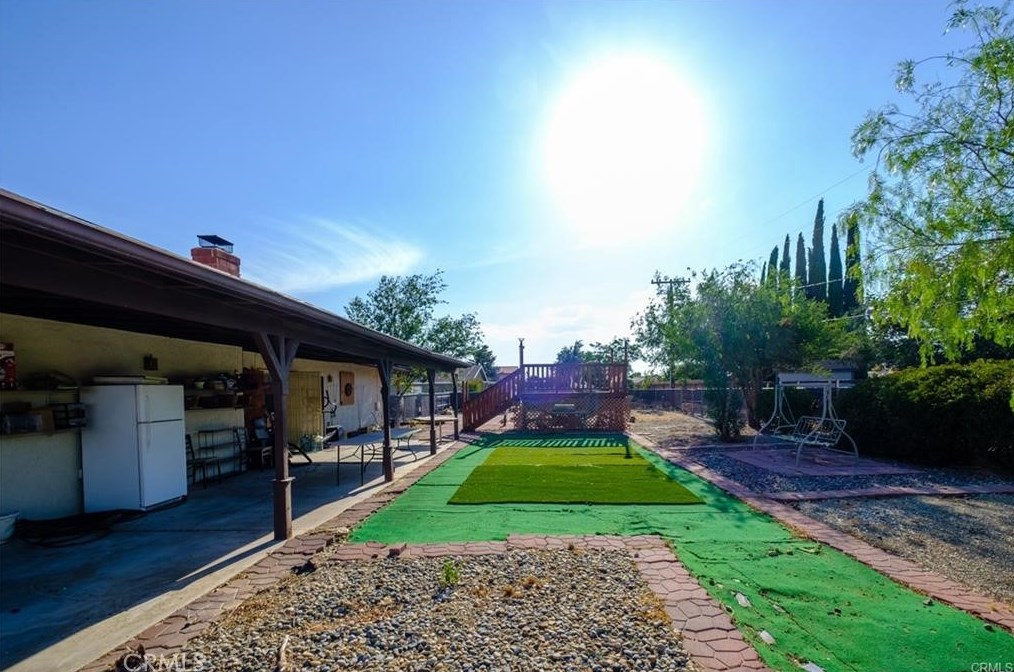 20236 Nowata Rd, Apple Valley CA  92307-5634 exterior