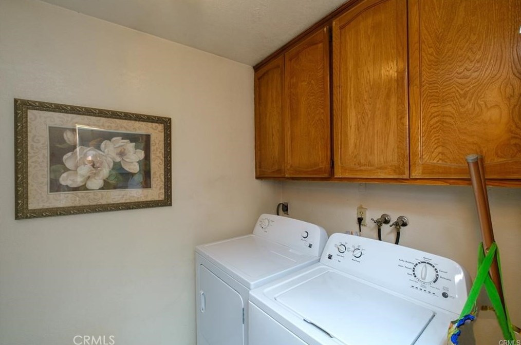20236 Nowata Rd, Apple Valley CA  92307-5634 exterior