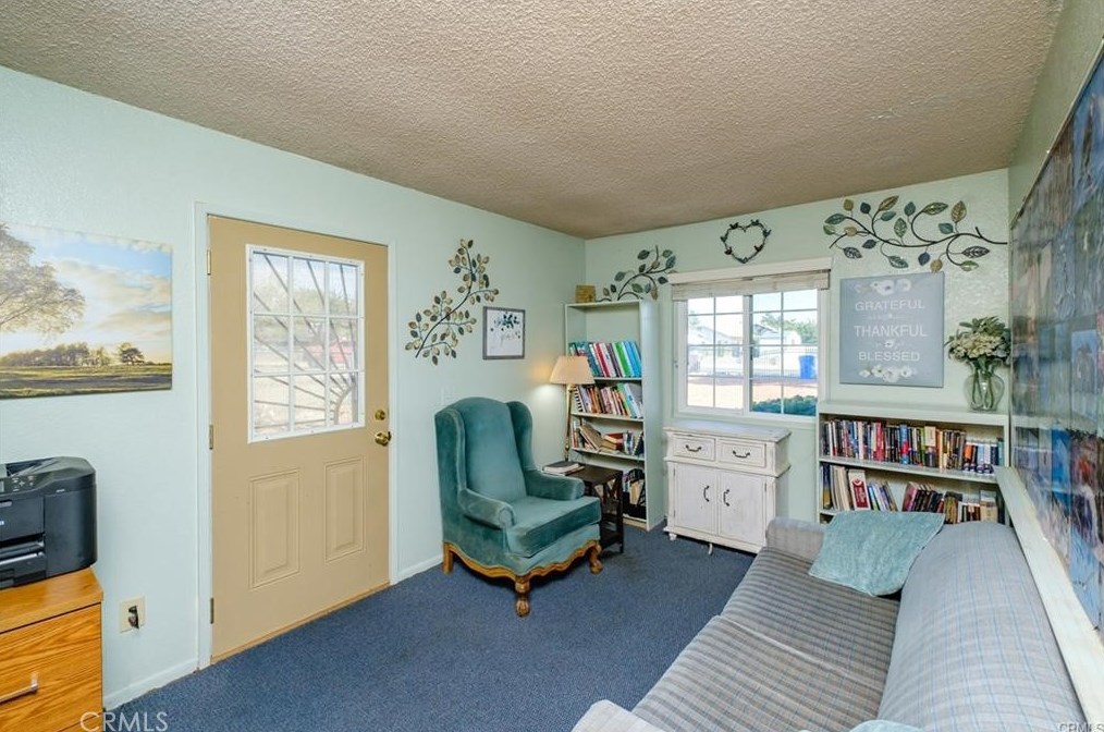 20236 Nowata Rd, Apple Valley CA  92307-5634 exterior