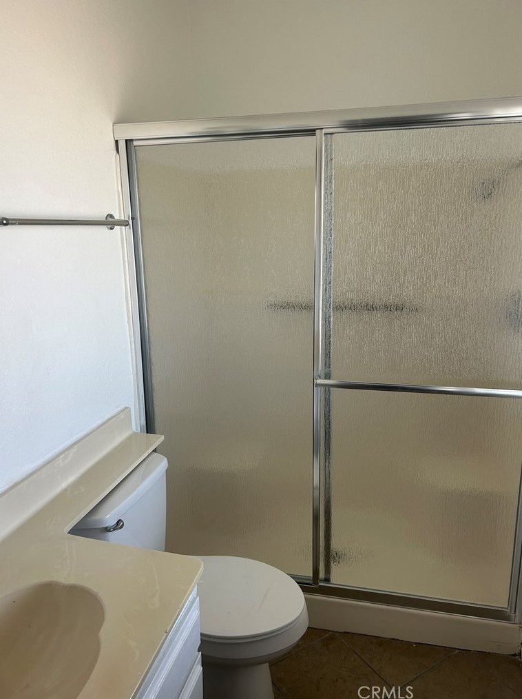 14460 Manzano Rd, Victorville CA  92392-5003 exterior