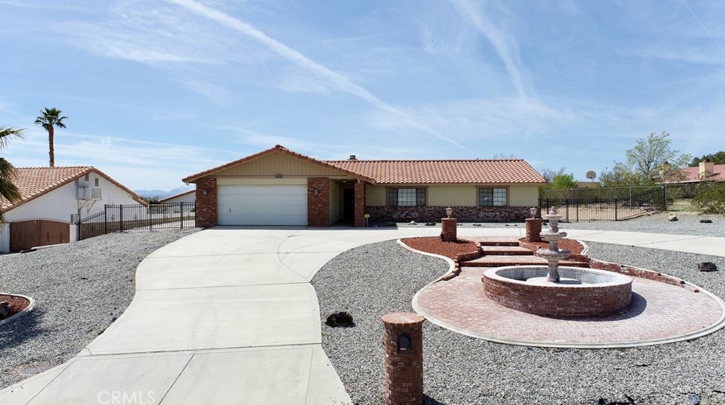 16402 Kasota Rd, Apple Valley, CA 92307-1441