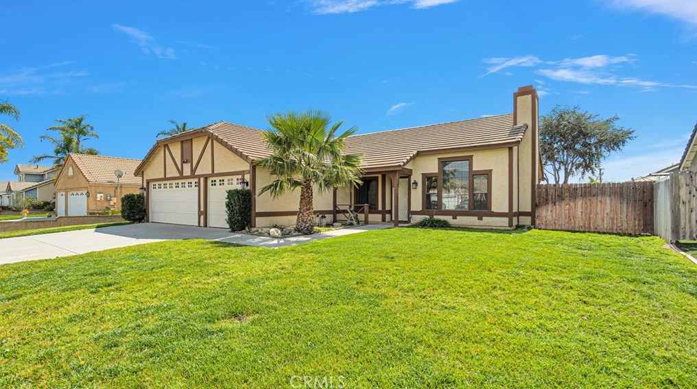 1207 Banyon St, Rialto, CA 92377-8867