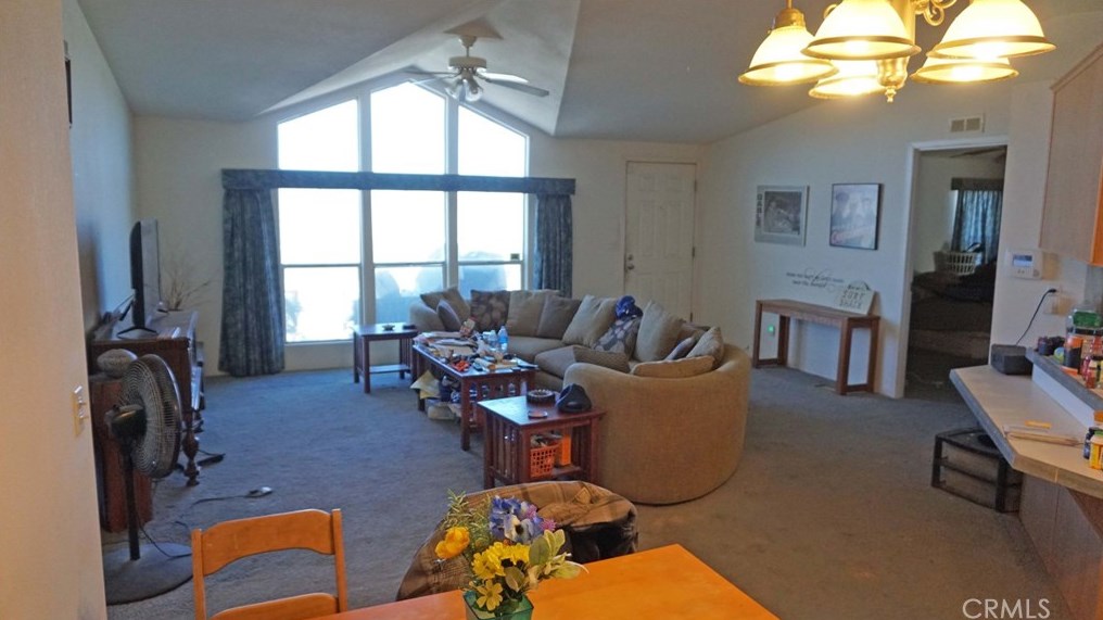 31828 Sapphire Rd, Lucerne Valley, CA 92356