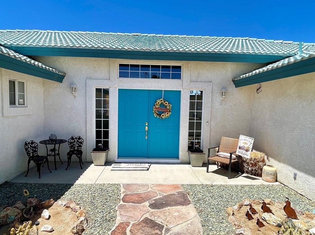 27550 Crestview Rd, Barstow, CA 92311-6103