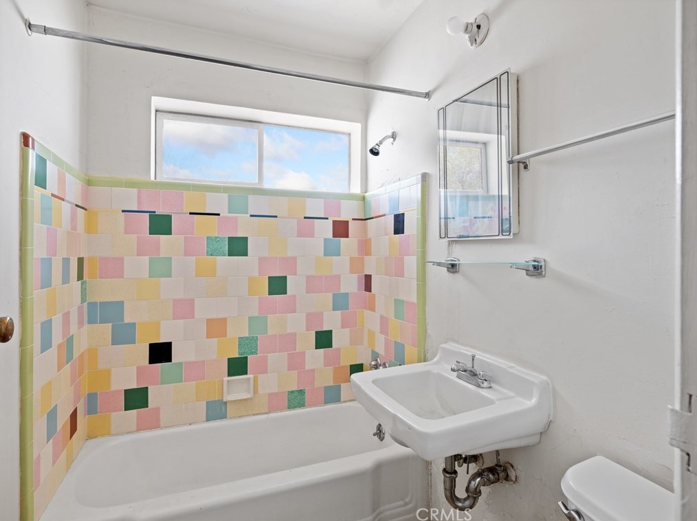 104 Virginia Way, Barstow CA  92311-3842 exterior