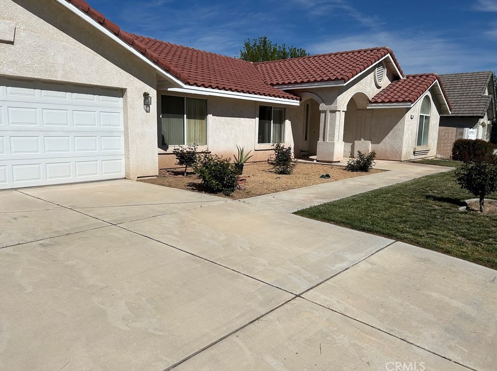 7266 Danbury Ave, Hesperia, CA 92345