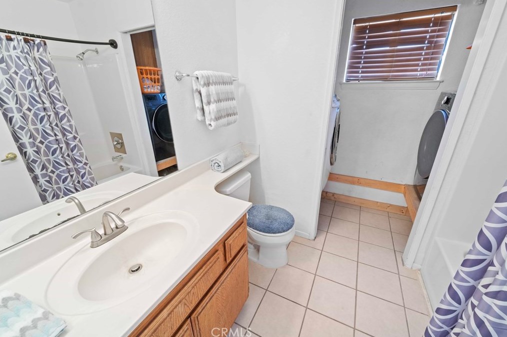 1165 Borrego Dr, Barstow CA  92311-6762 exterior