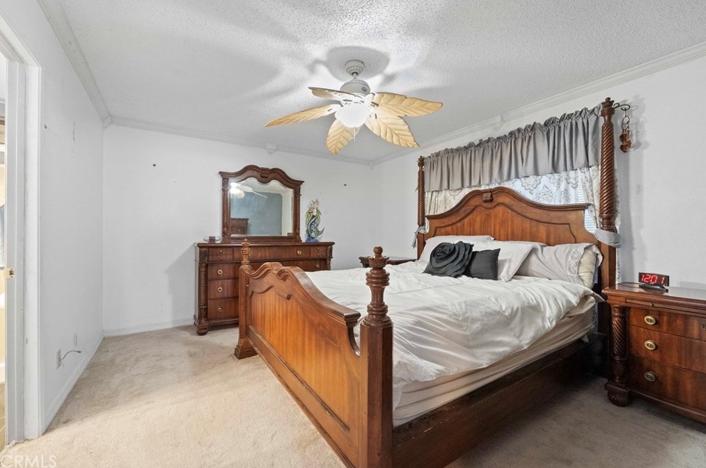 1165 Borrego Dr, Barstow CA  92311-6702 exterior