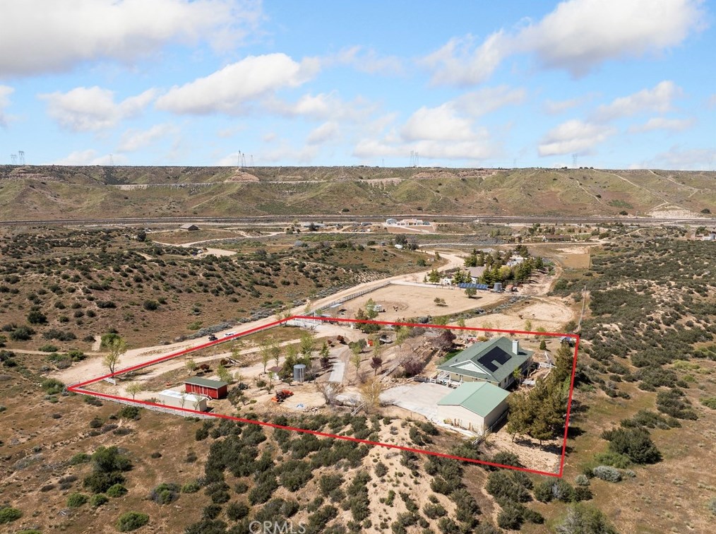 5127 Bass St, Hesperia CA  92345-9351 exterior