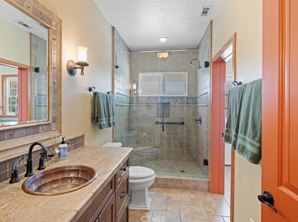 5127 Bass St, Hesperia CA  92345-9351 exterior