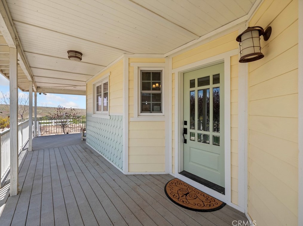 5127 Bass St, Hesperia CA  92345-9351 exterior