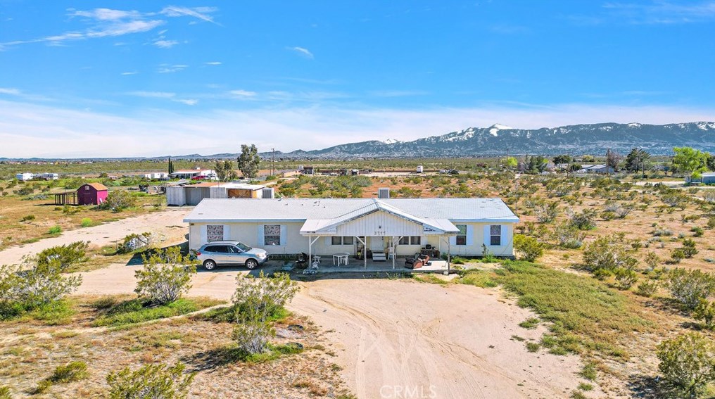 3749 South St, Phelan, CA 92371-9477
