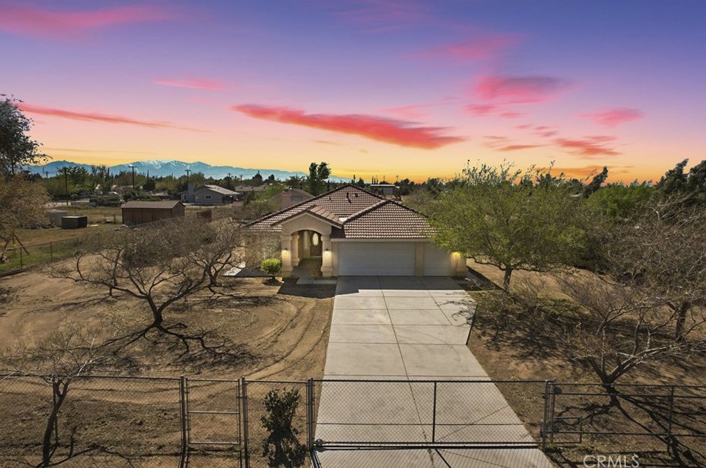 8130 Kern Ave, Hesperia, CA 92345