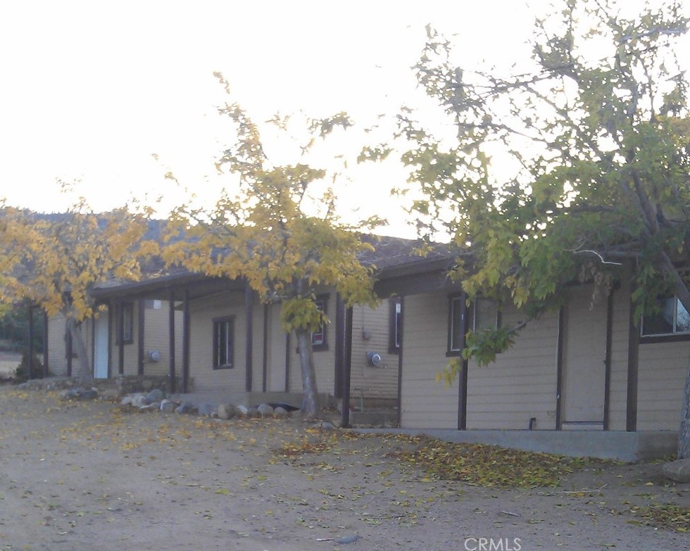 569 Tamarack Rd, Pinon Hills, CA 92372-9130