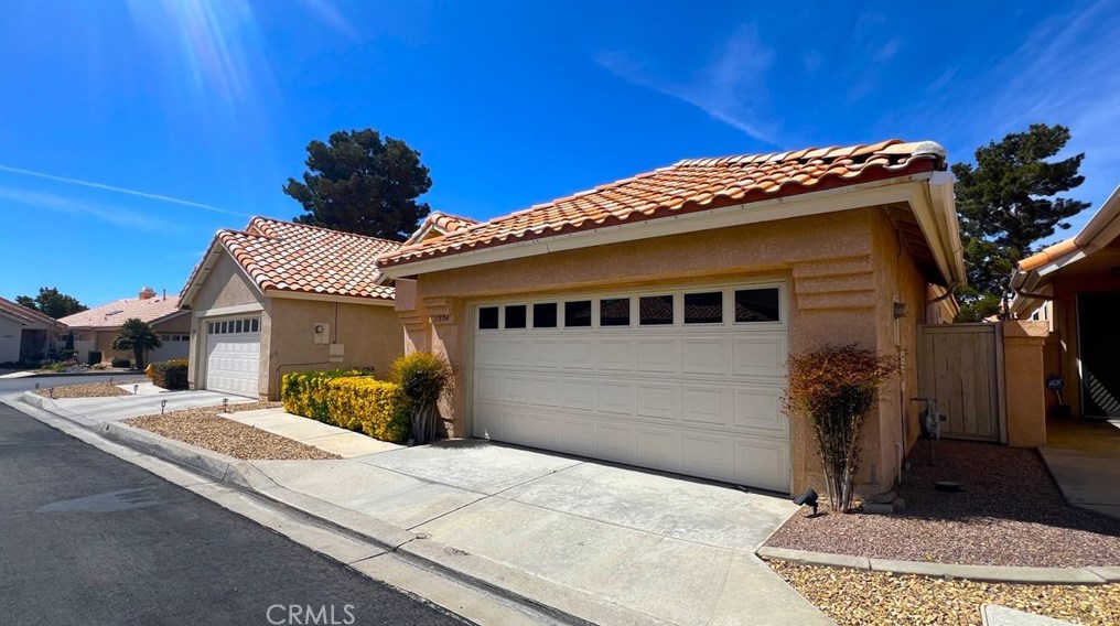 11534 Francisco Pl, Apple Valley, CA 92308-4920