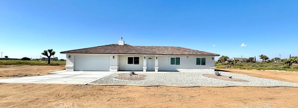 6830 Juniper Rd, Phelan, CA 92371-7197