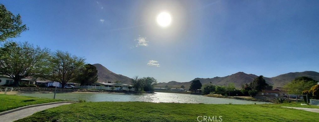 20683 Waalew Rd, Apple Valley CA  92307-1032 exterior