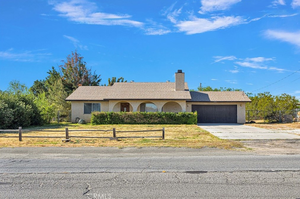 14741 Eucalyptus St, Hesperia, CA 92345-1919