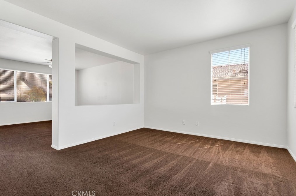 16683 Desert Star St, Victorville CA  92394-1466 exterior