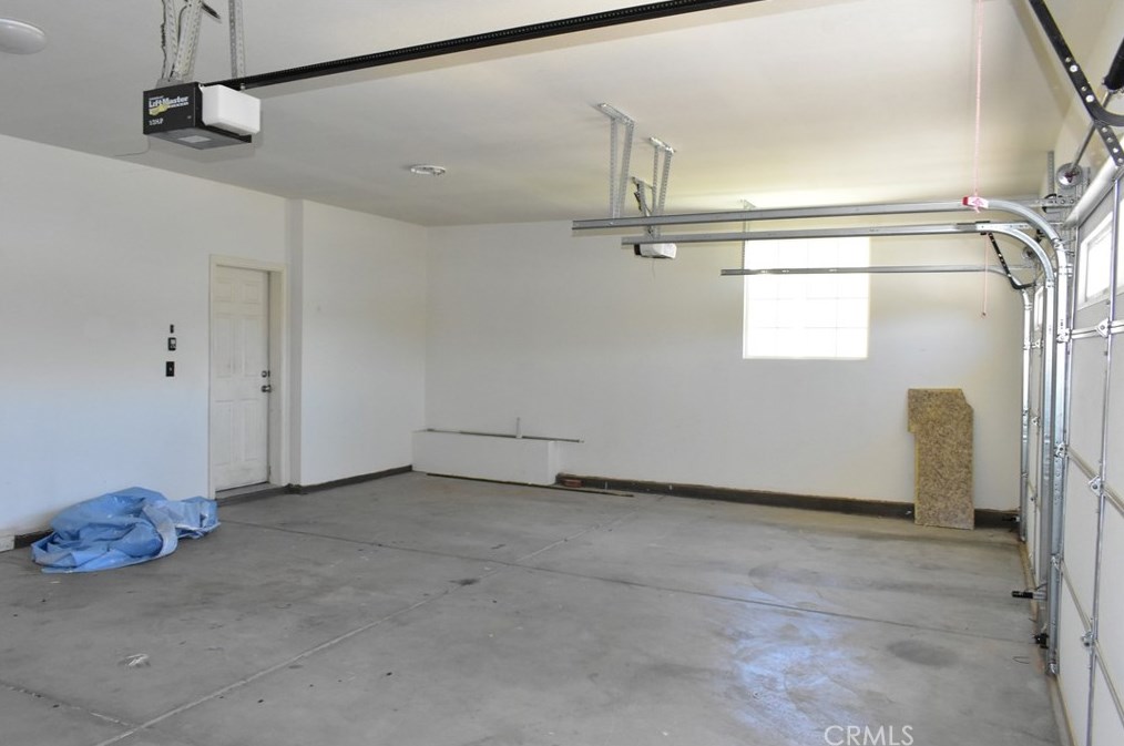 2271 Diamond Ave, Barstow CA  92311-4776 exterior