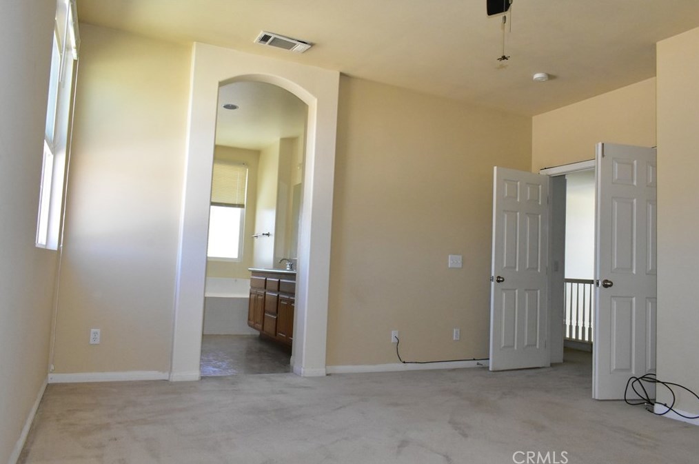 2271 Diamond Ave, Barstow CA  92311-4776 exterior