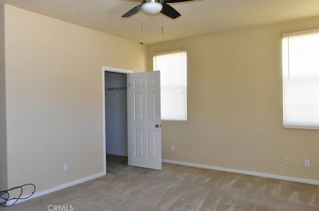 2271 Diamond Ave, Barstow CA  92311-4776 exterior