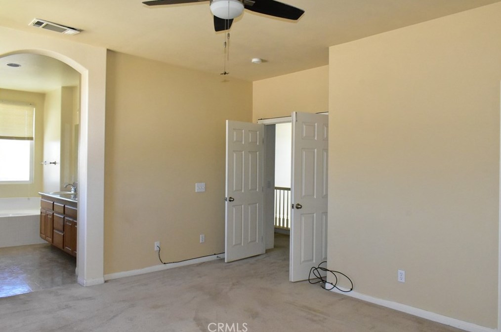 2271 Diamond Ave, Barstow CA  92311-4776 exterior