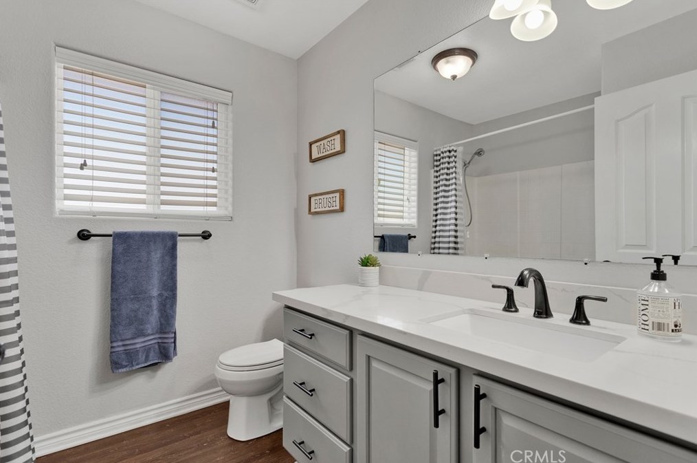24575 Pala Ln, Apple Valley CA  92307-2021 exterior