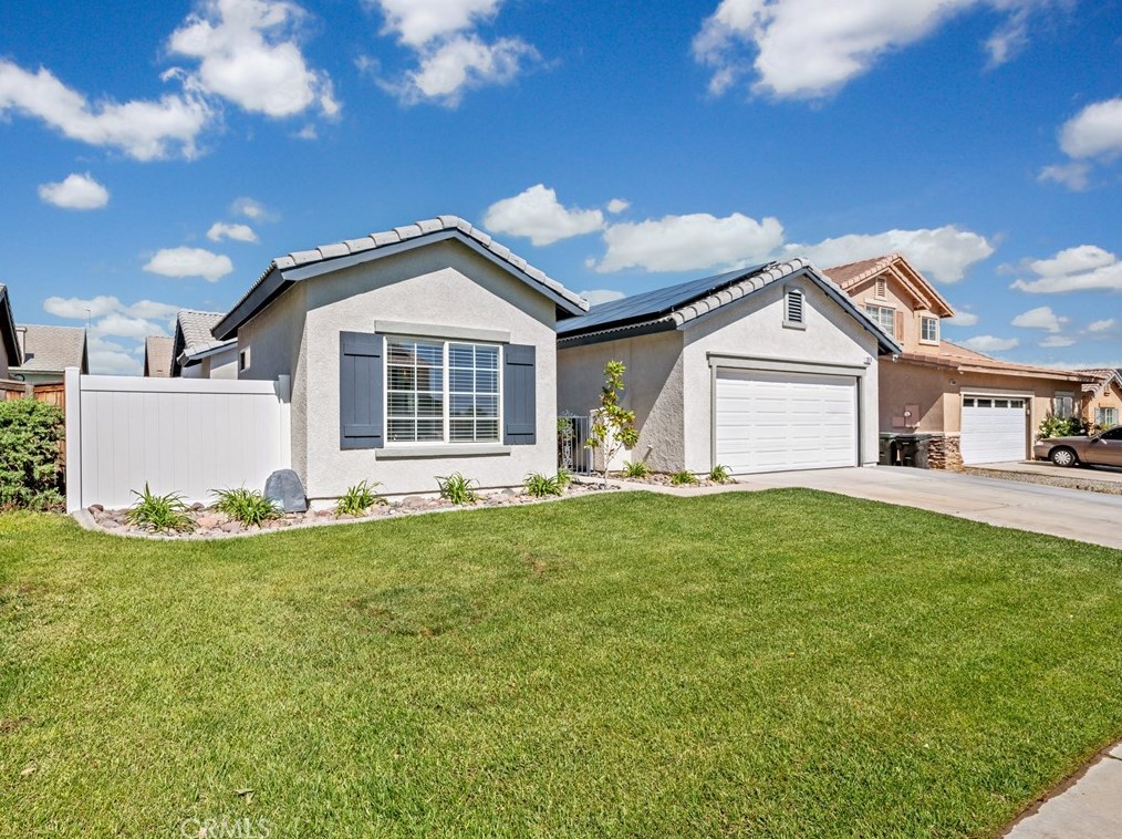13576 Cobalt Rd, Victorville, CA 92392